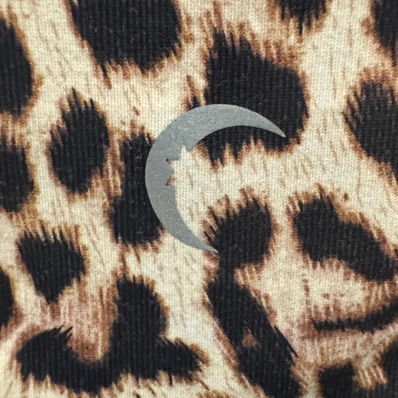 Zyia Active Women’s Size 8-10 Leopard Cheetah Booty Scrunch Leggings Hi-Rise - Picture 4 of 9